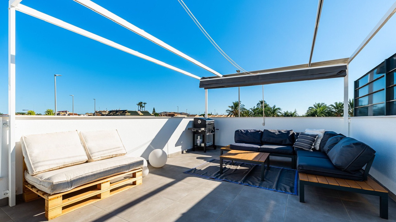 Photo of Patio Balcony in Daya Vieja