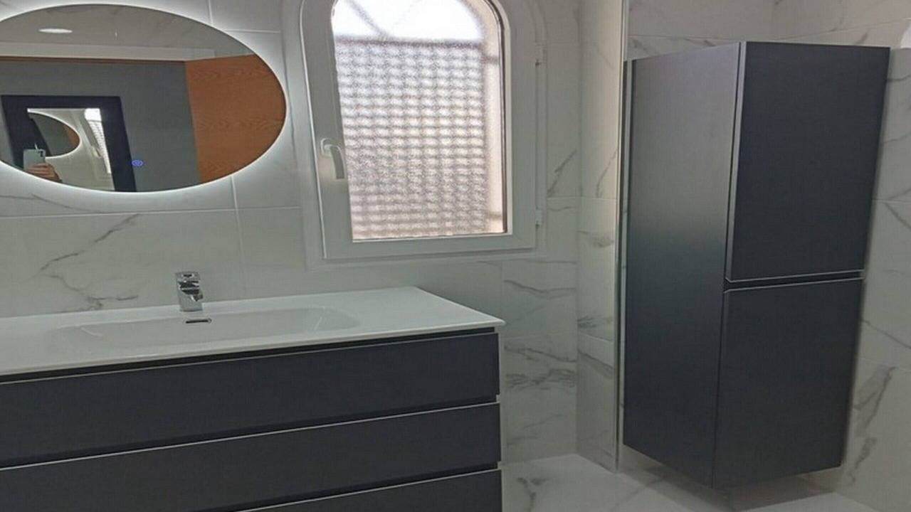 Photo of Bathroom in Jeronimo y Avileses y Balsicas de Arriba