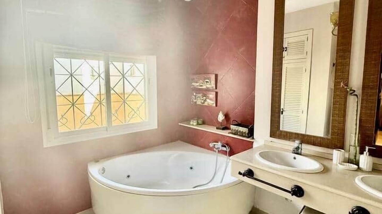 Photo of Bathroom in Distrito de Levante