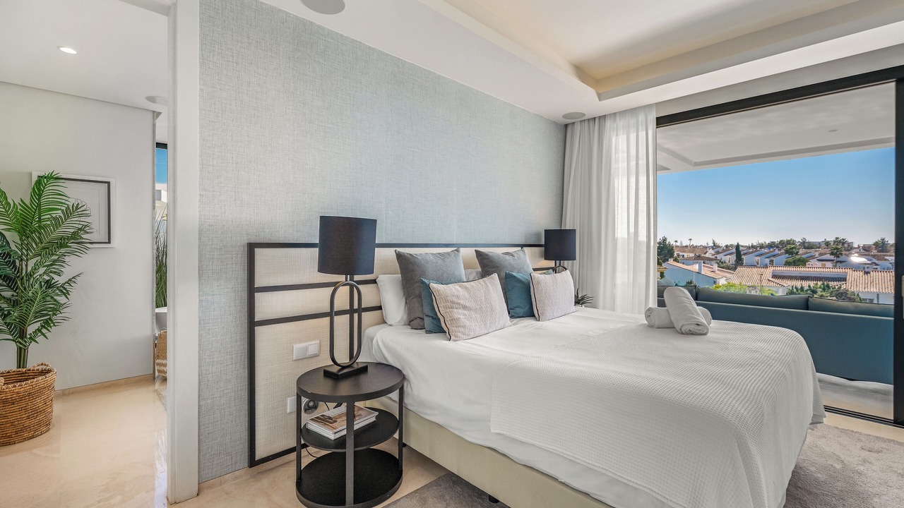 Photo of Bedroom in New Golden Mile