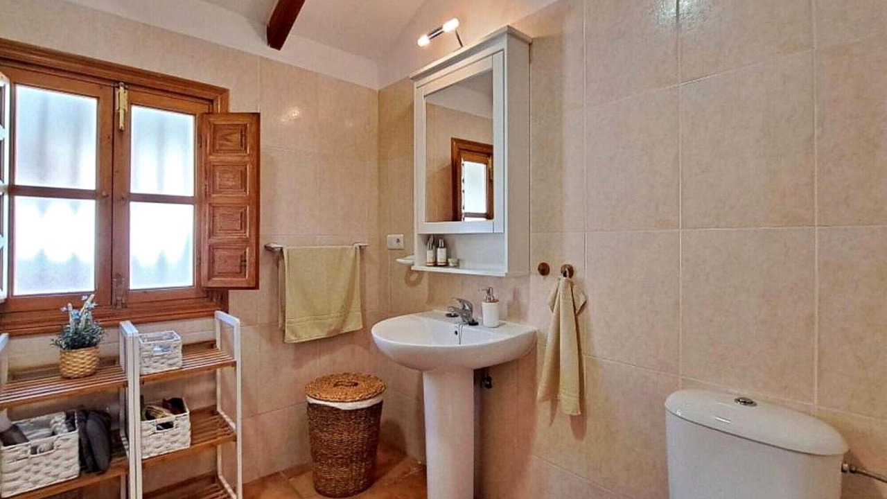 Photo of Bathroom in Alcaucin