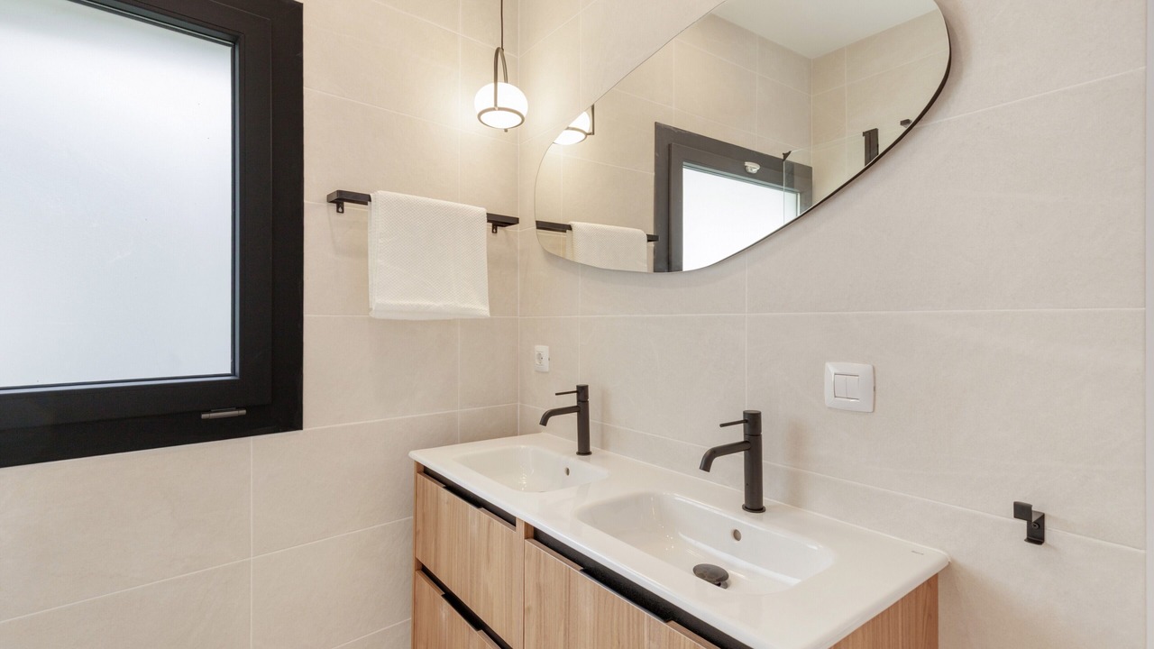 Photo of Bathroom in Moya