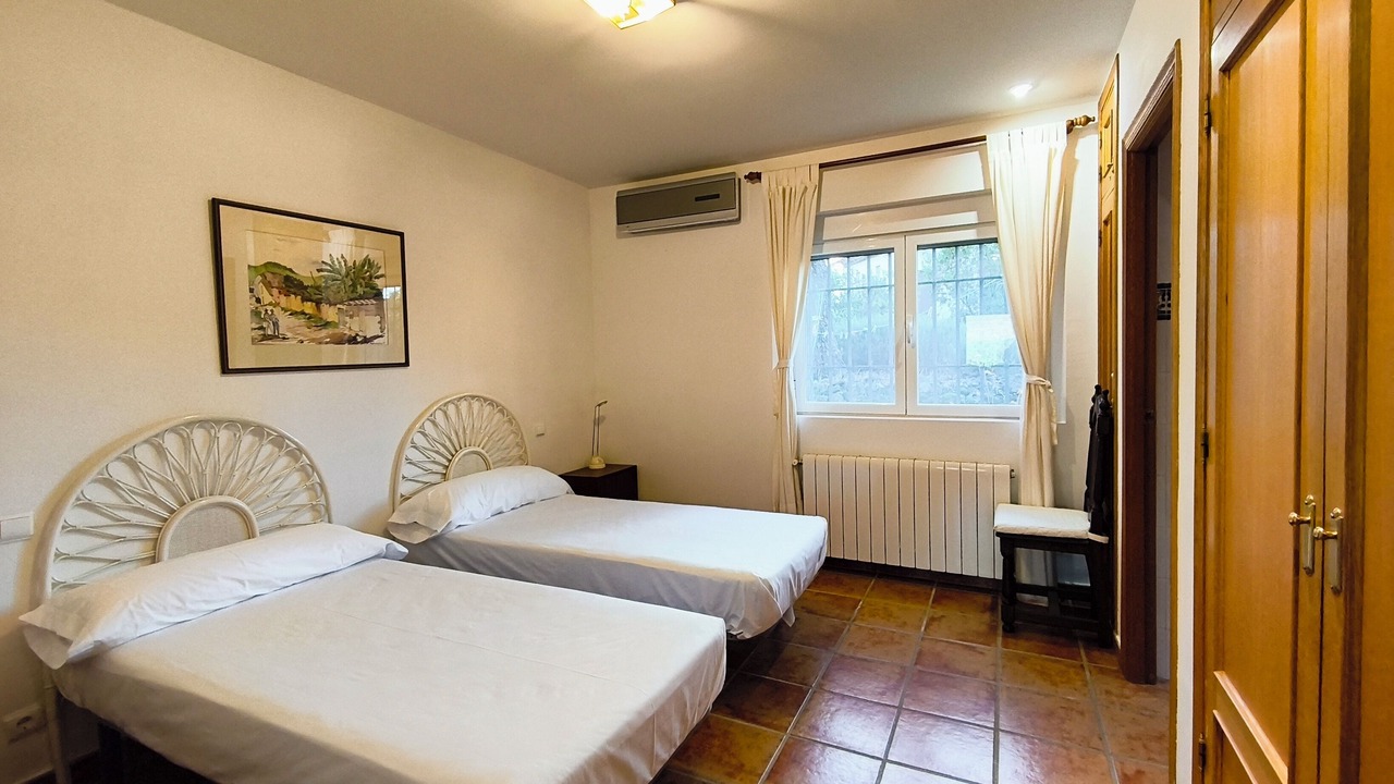Photo of Bedroom in Madrigal de la Vera