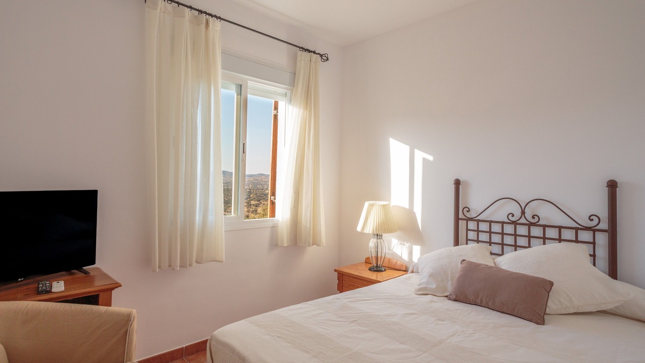 Photo of Bedroom in El Castillo de las Guardas