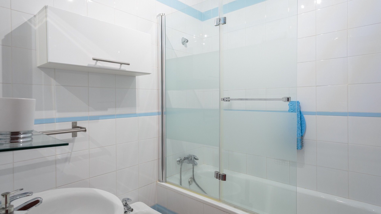 Photo of Bathroom in El Castillo de las Guardas