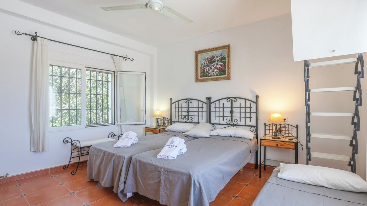 Photo of Bedroom in La Puebla de los Infantes