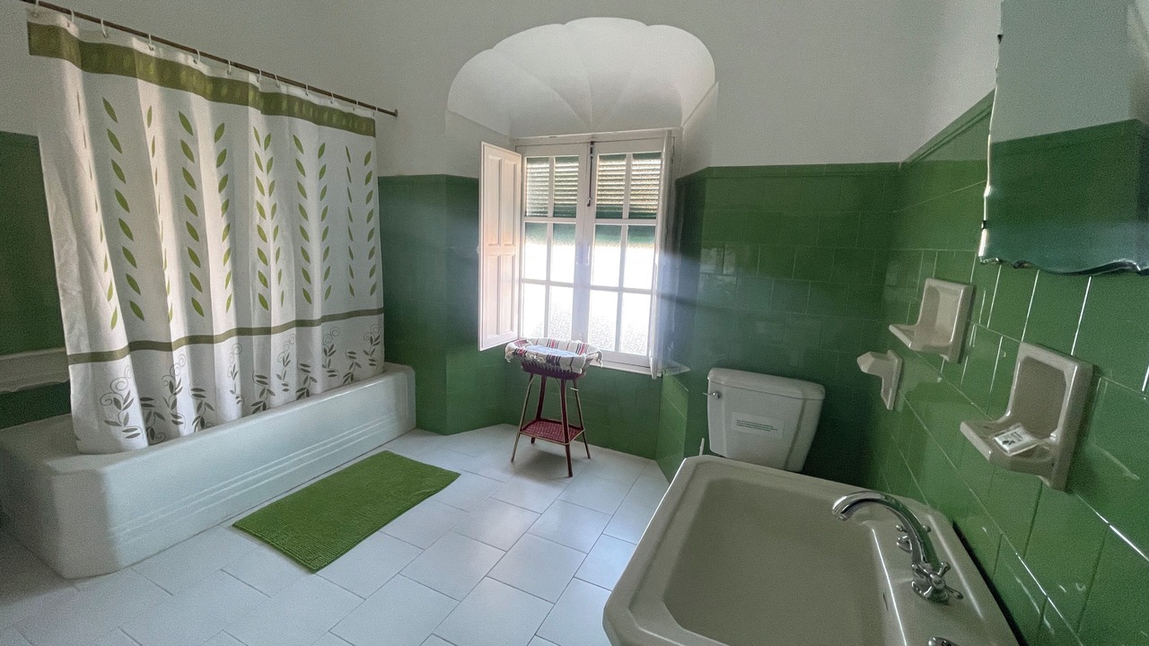 Photo of Bathroom in Alanis