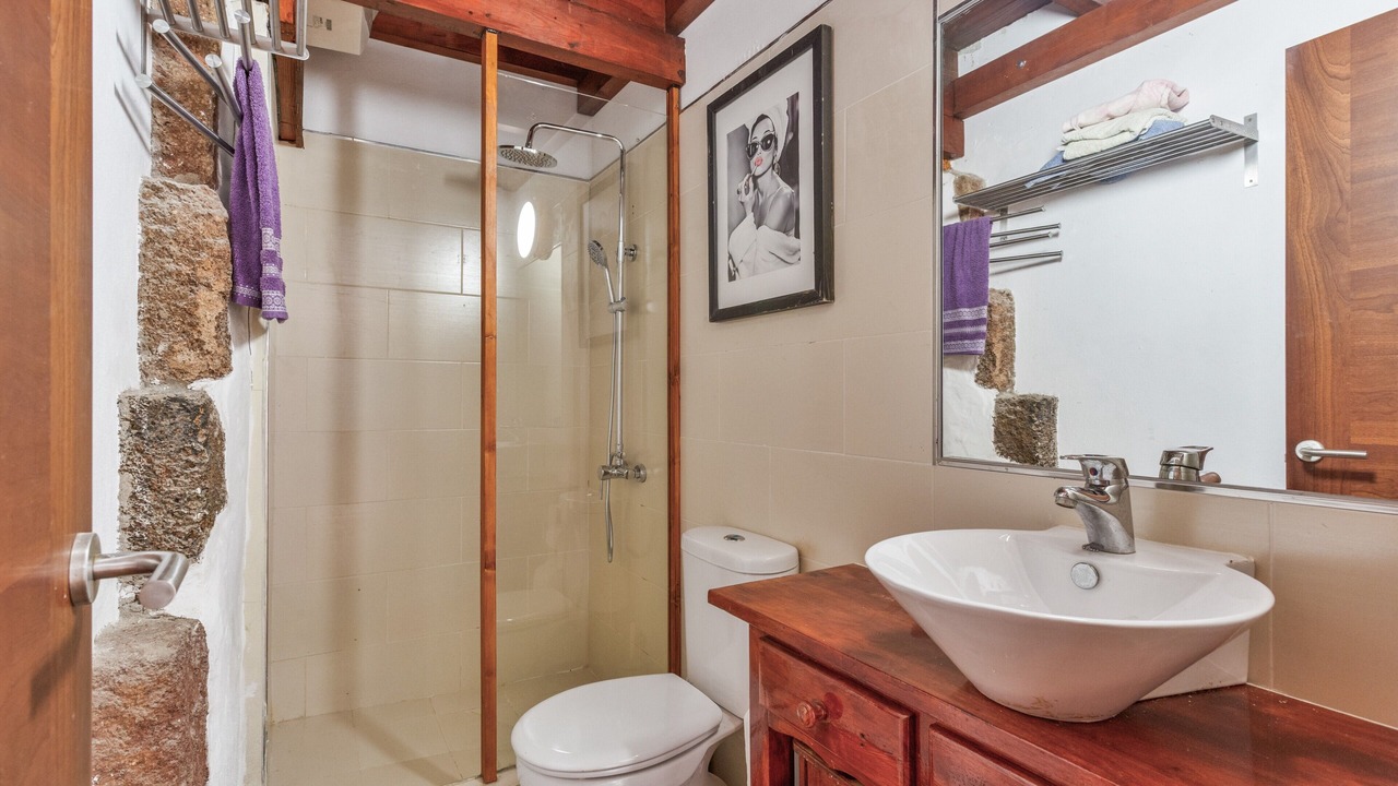 Photo of Bathroom in Tetir