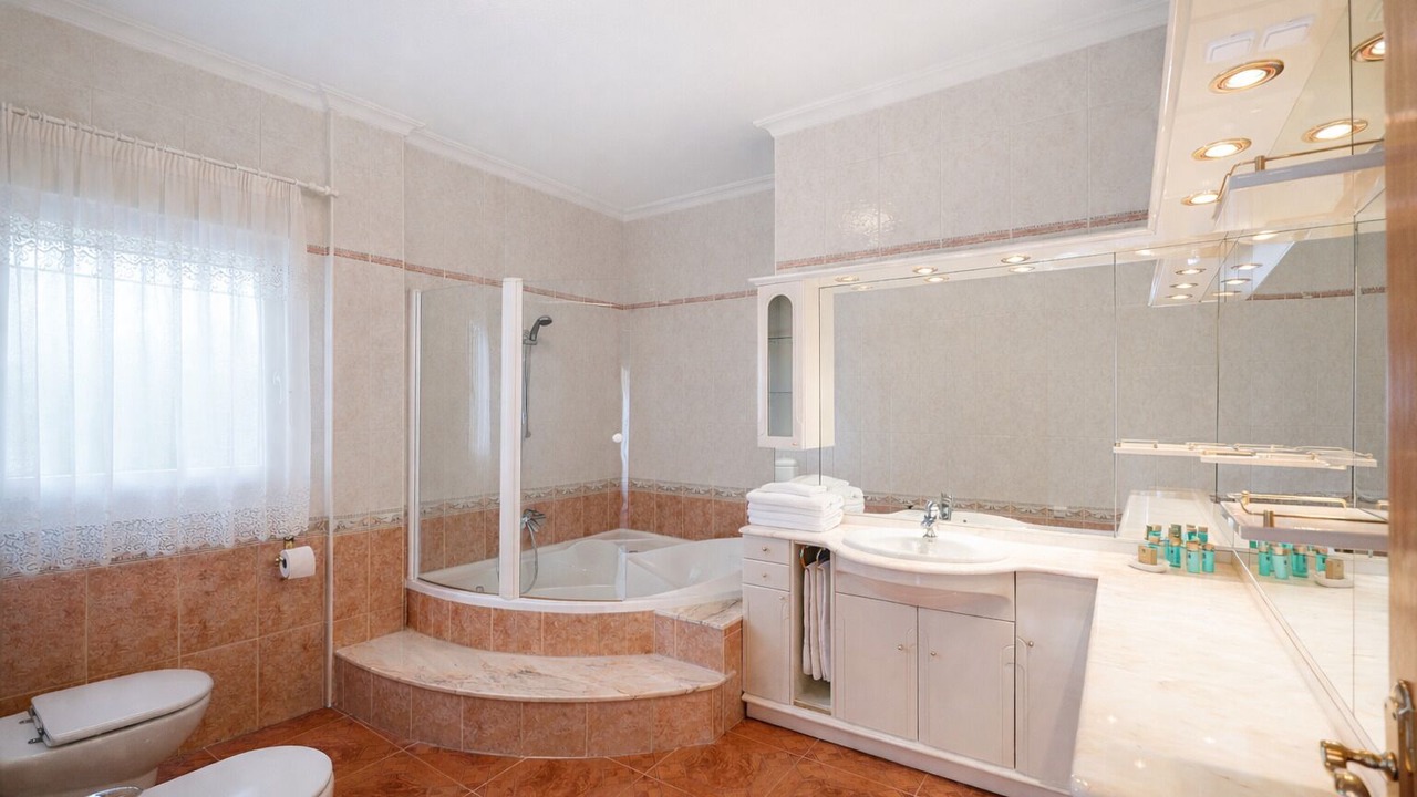 Photo of Bathroom in Quesada