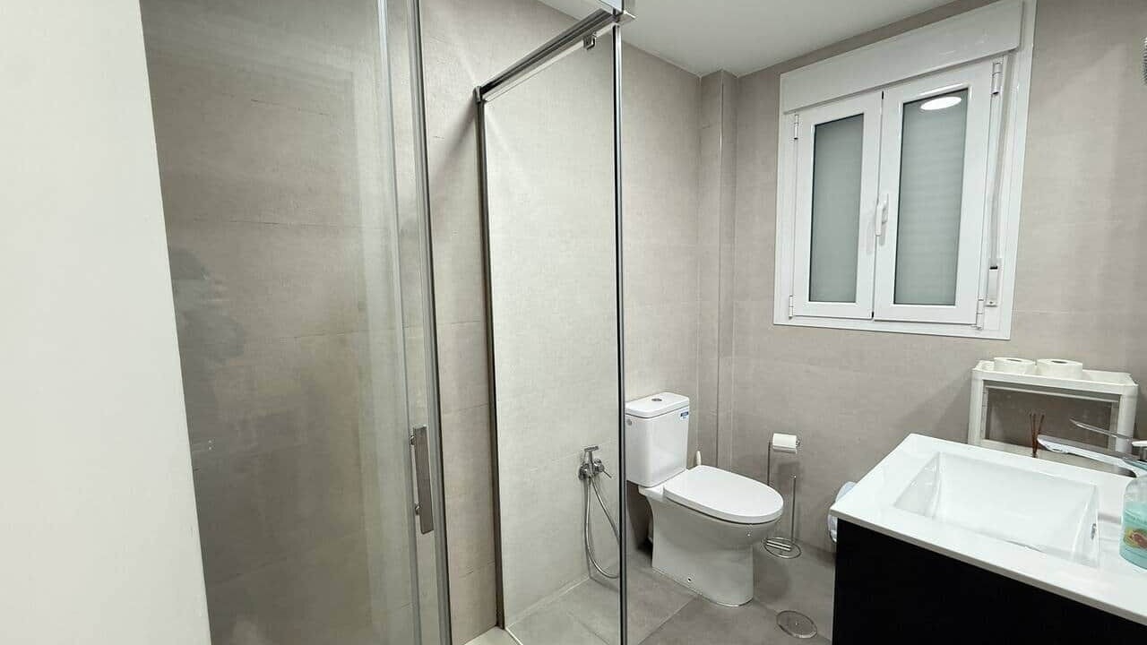 Photo of Bathroom in Fontanal-Maria Auxiliadora-Carretera de Carmona