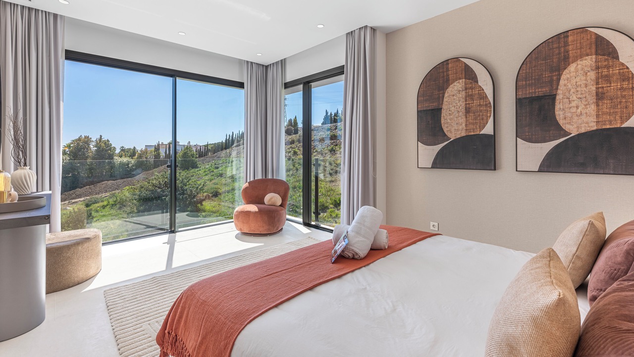 Photo of Bedroom in New Golden Mile