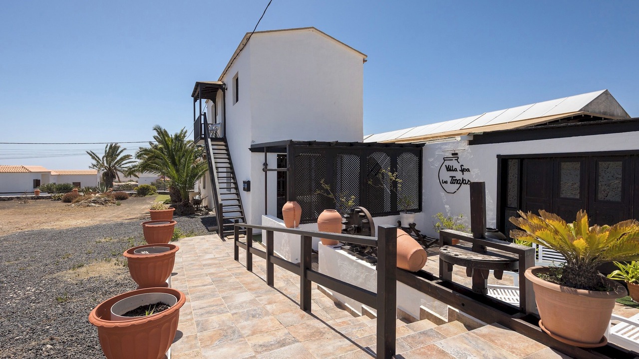 Photo of Patio Balcony in Triquivijate