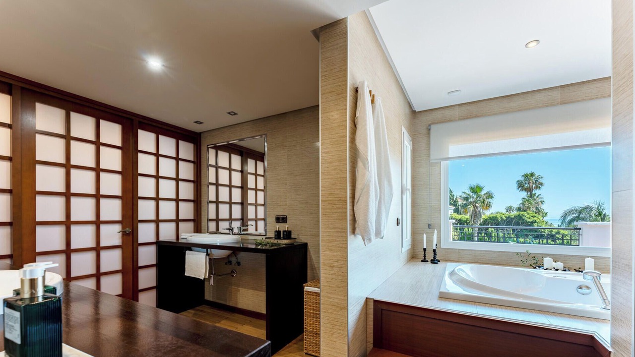 Photo of Bathroom in Torrequebrada