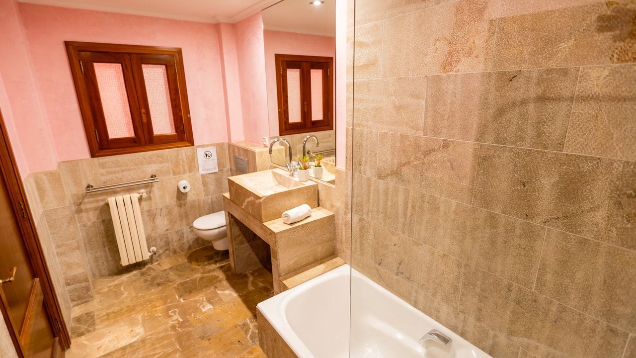 Photo of Bathroom in Inca