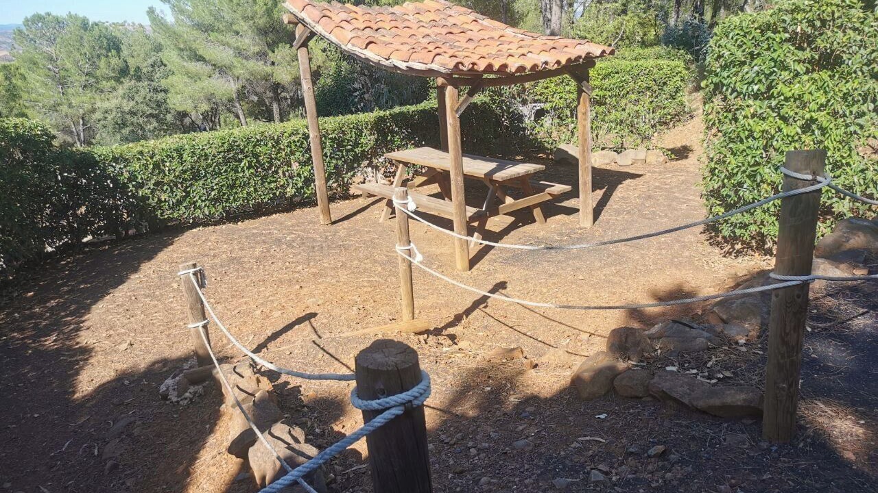 Photo of Outdoor in Calanas