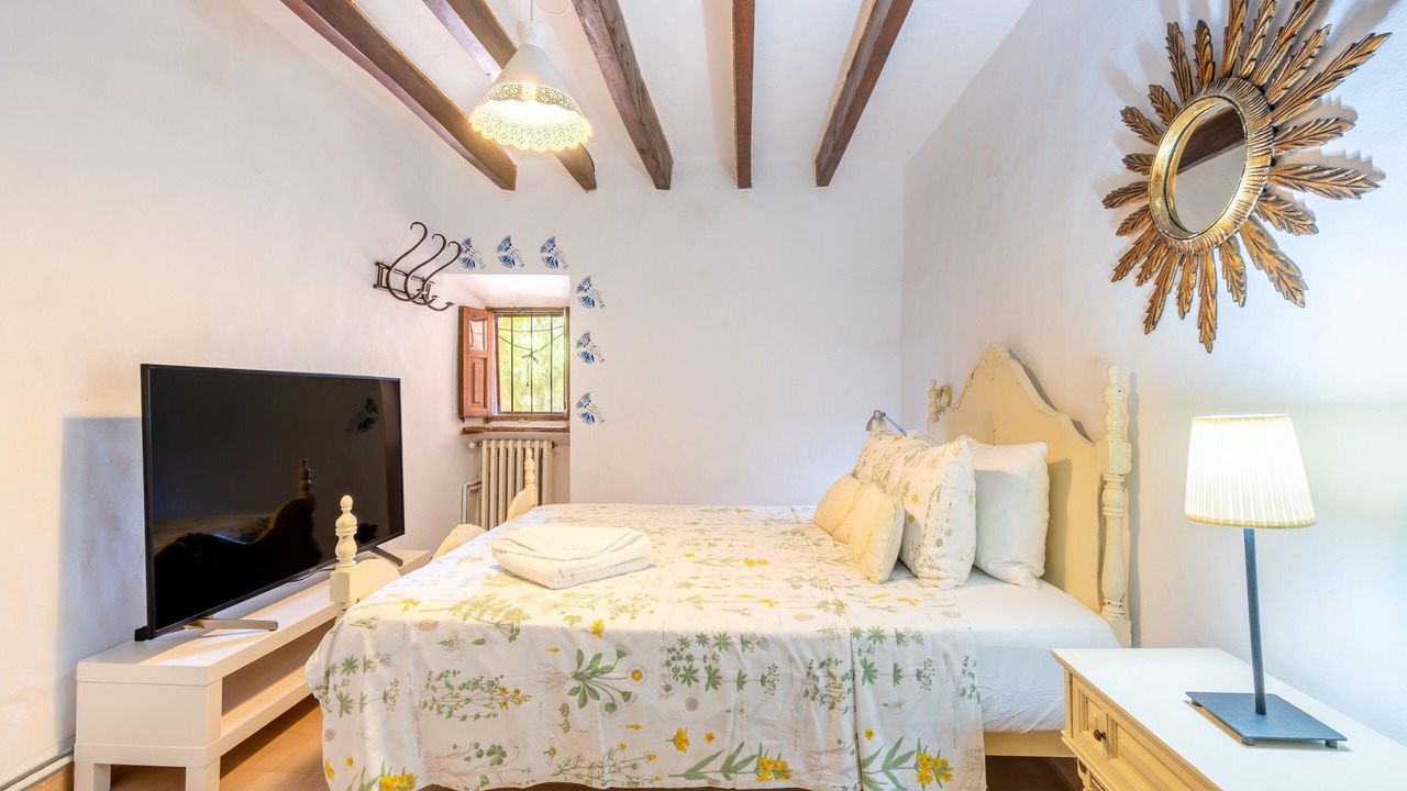 Photo of Bedroom in Biniamar