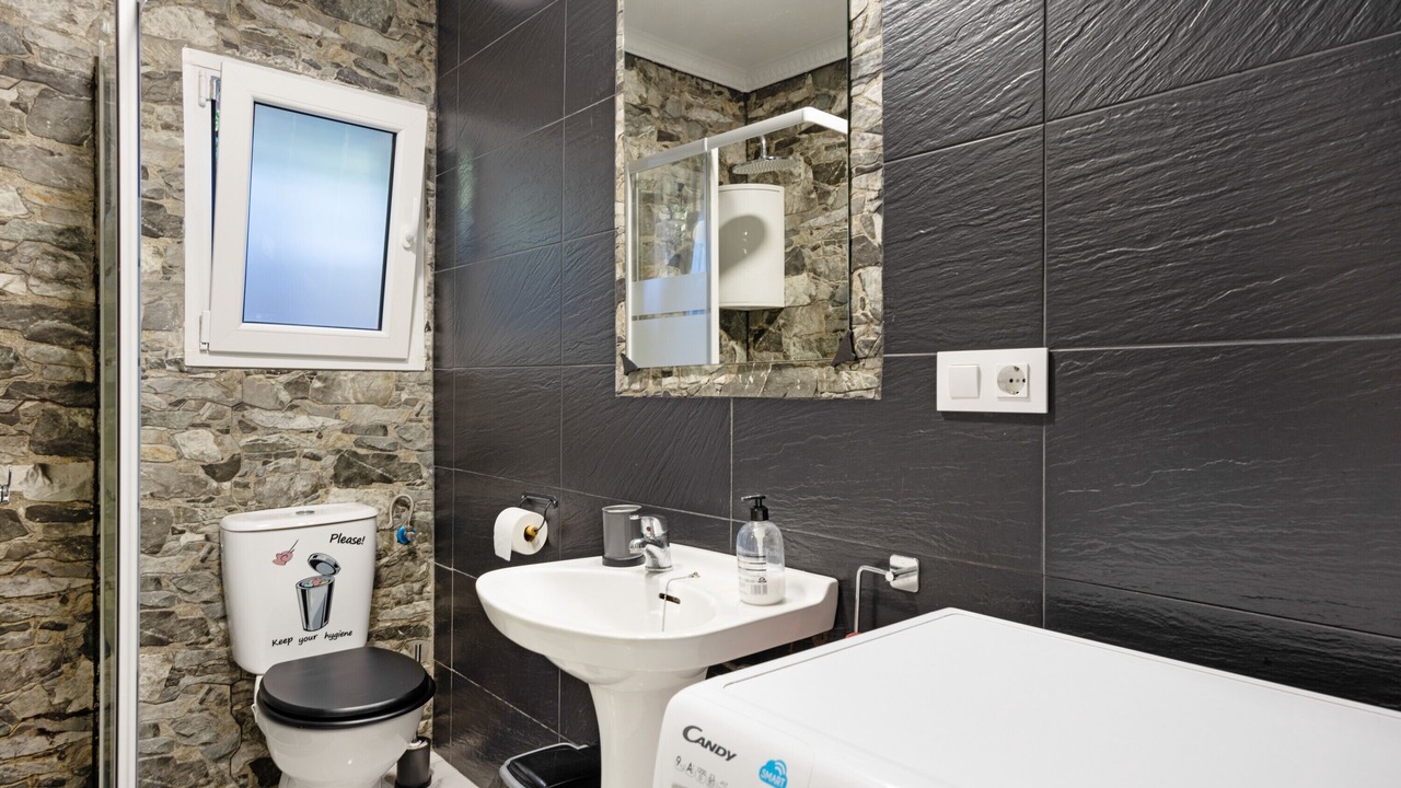 Photo of Bathroom in Los Gallos-Cerromolino