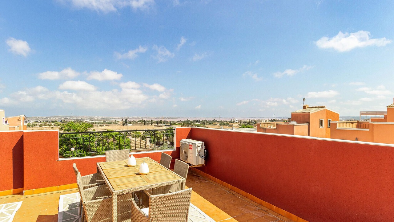 Photo of Bedroom in Los Montesinos
