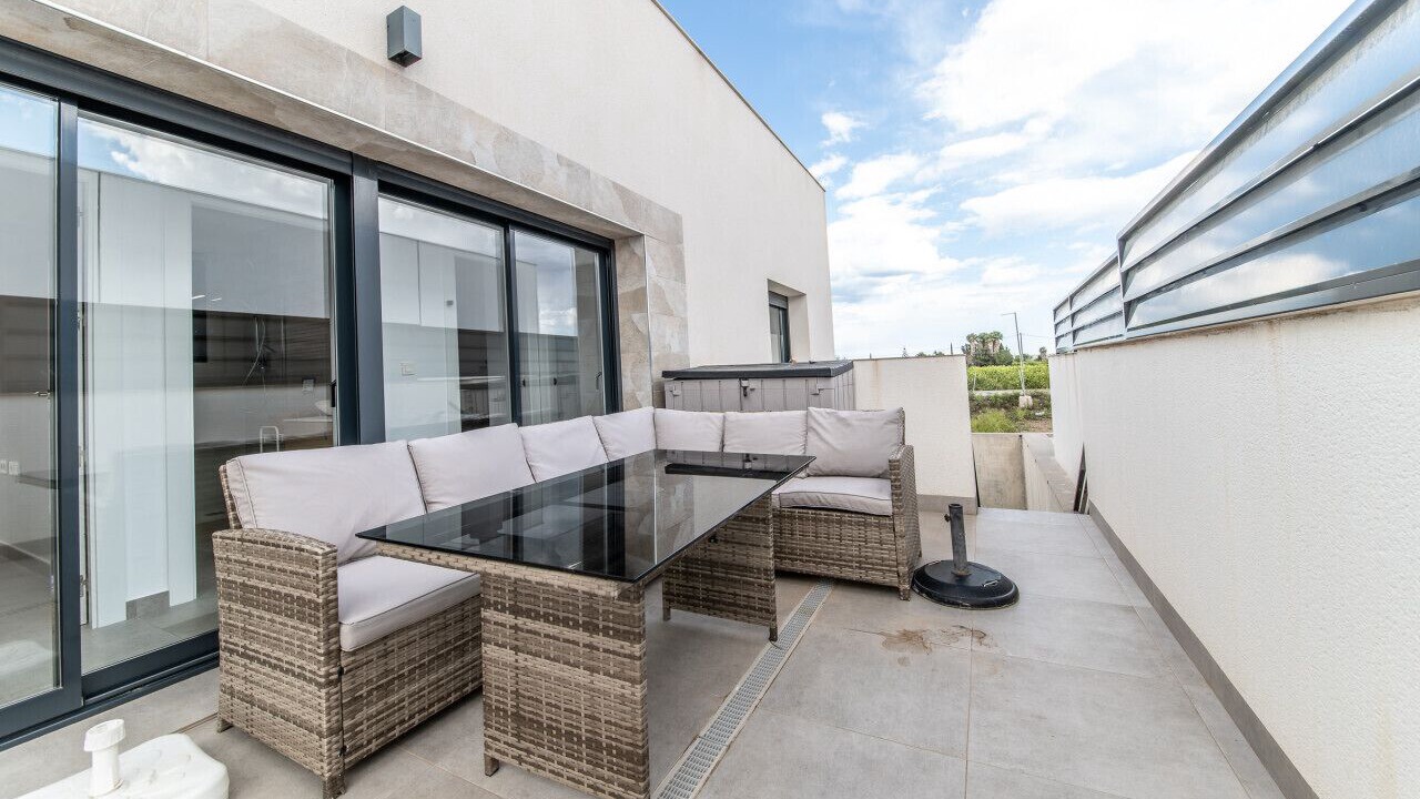 Photo of Patio Balcony in Daya Nueva