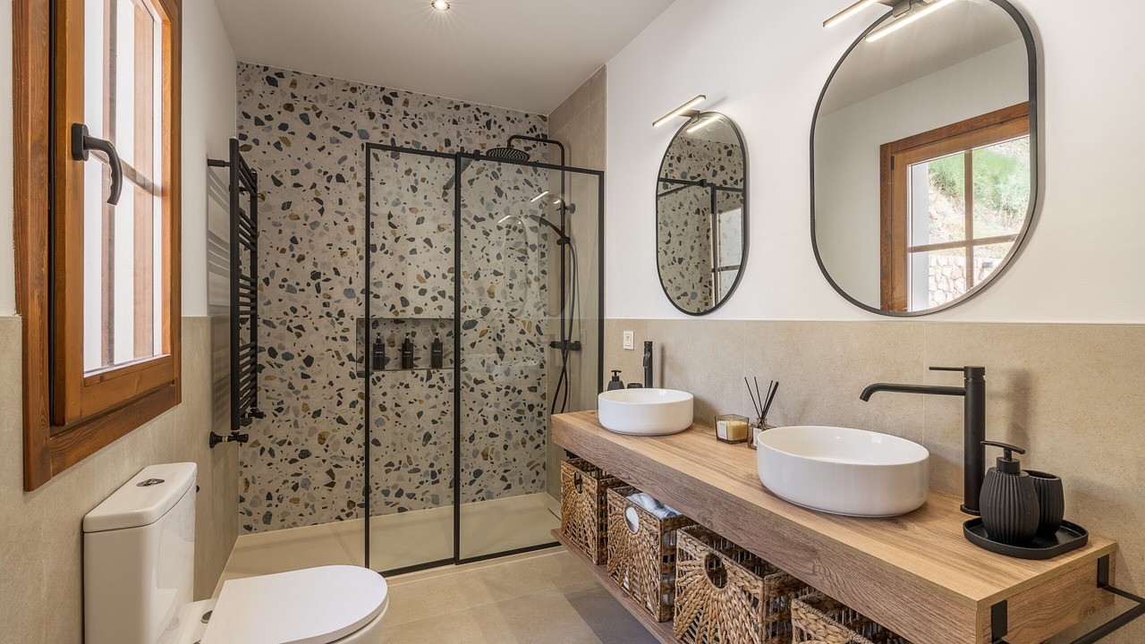 Photo of Bathroom in Lecrin Valley