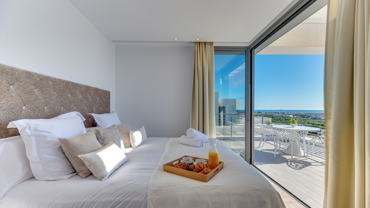Photo of Bedroom in New Golden Mile