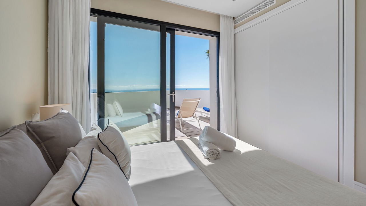 Photo of Bedroom in New Golden Mile