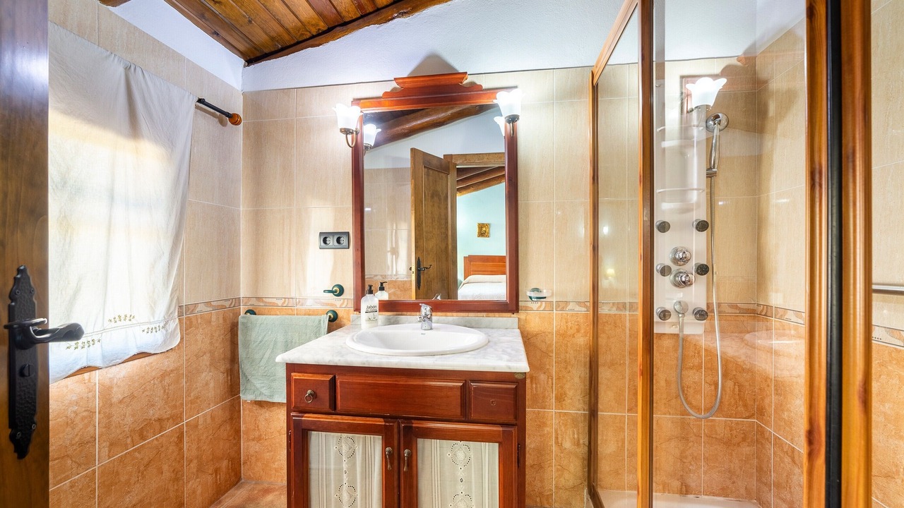 Photo of Bathroom in Velez-Blanco