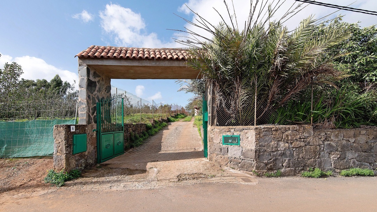 Photo of Outdoor in Valleseco