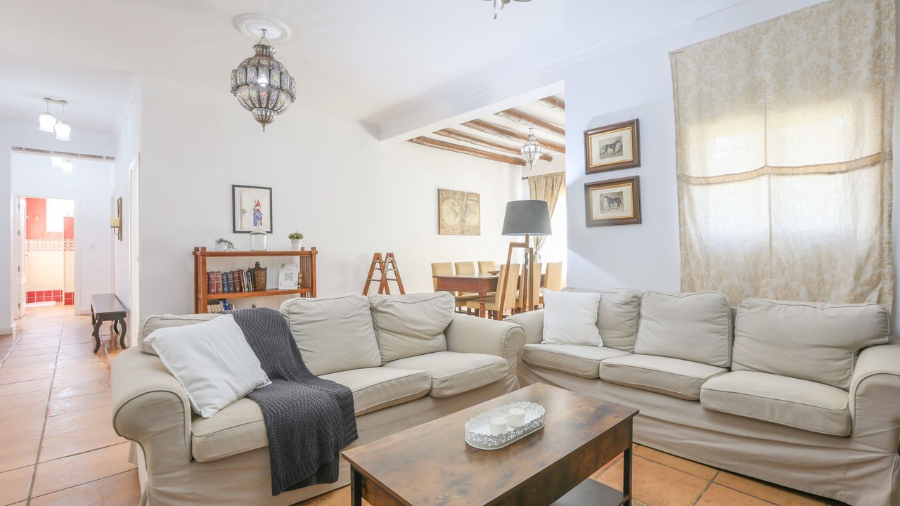 Photo of Livingroom in Lora Del Rio