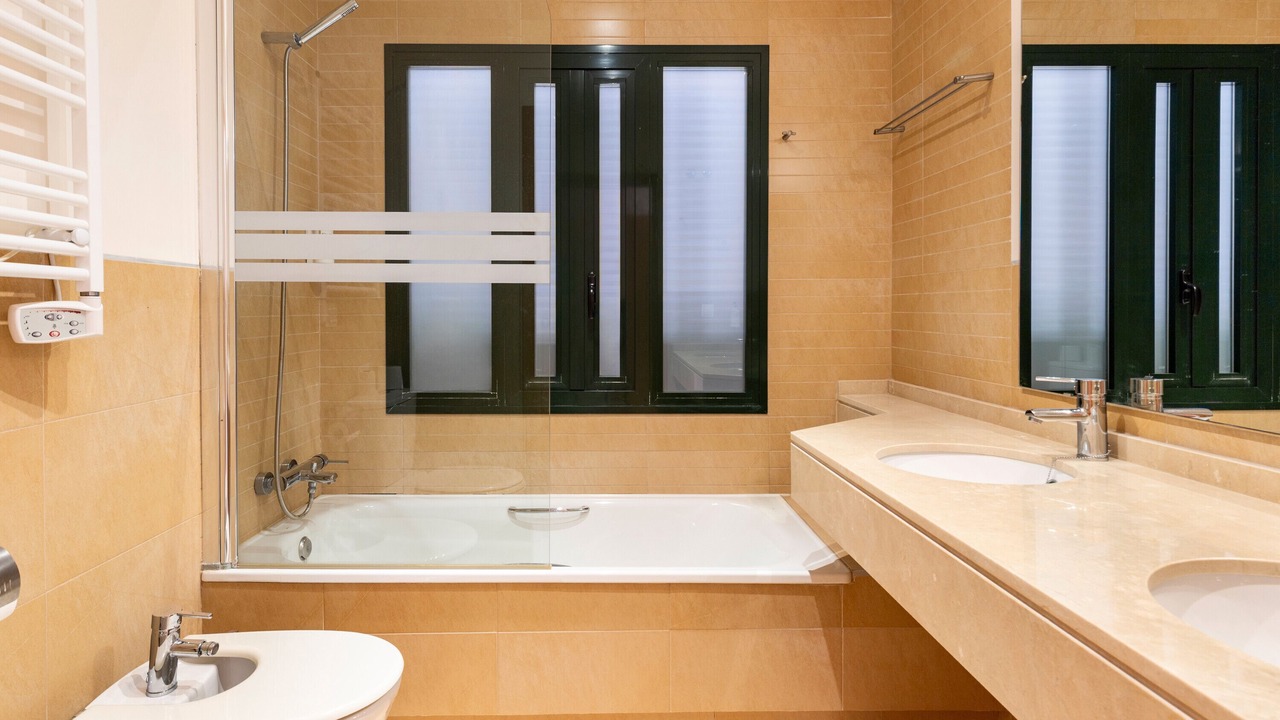 Photo of Bathroom in Corverica