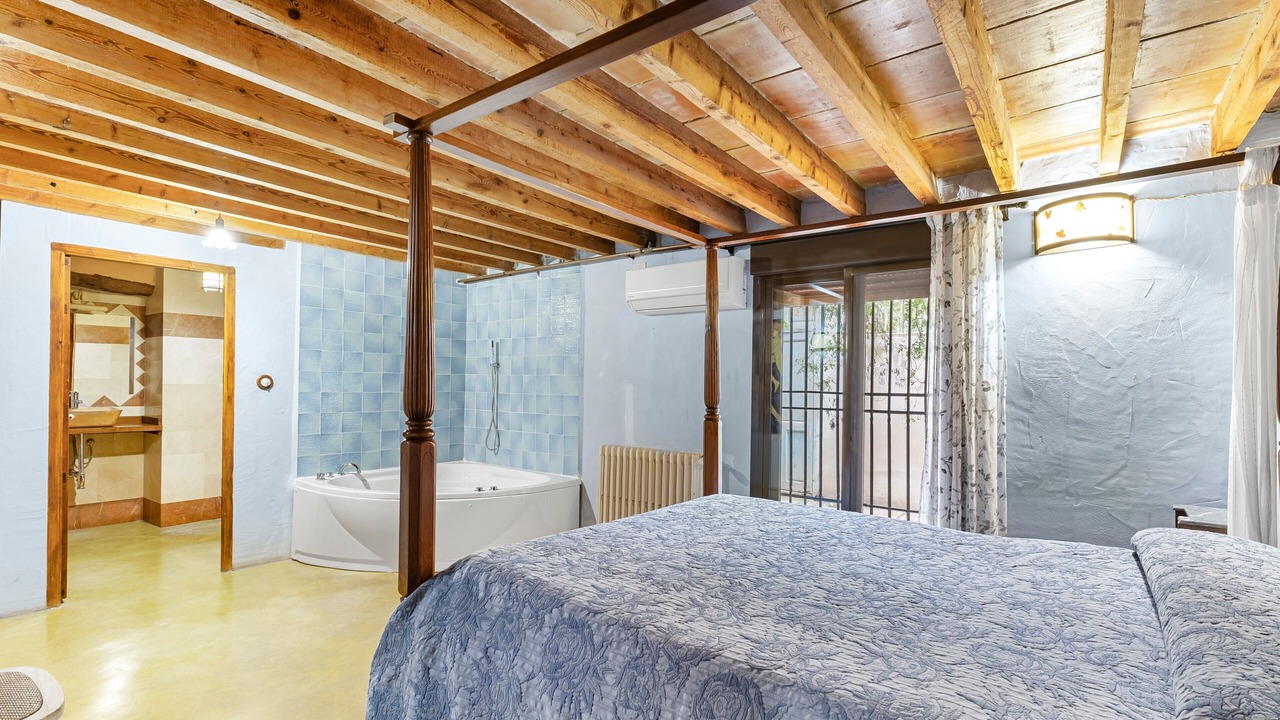 Photo of Bathroom in Catral