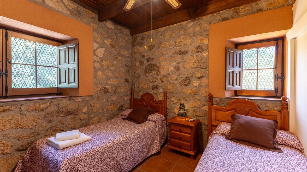 Photo of Bedroom in Candeleda