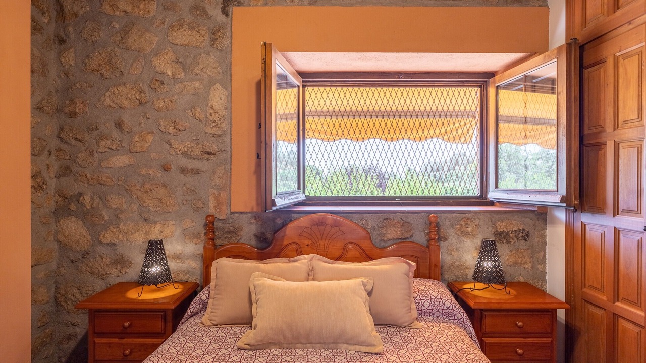 Photo of Bedroom in Candeleda