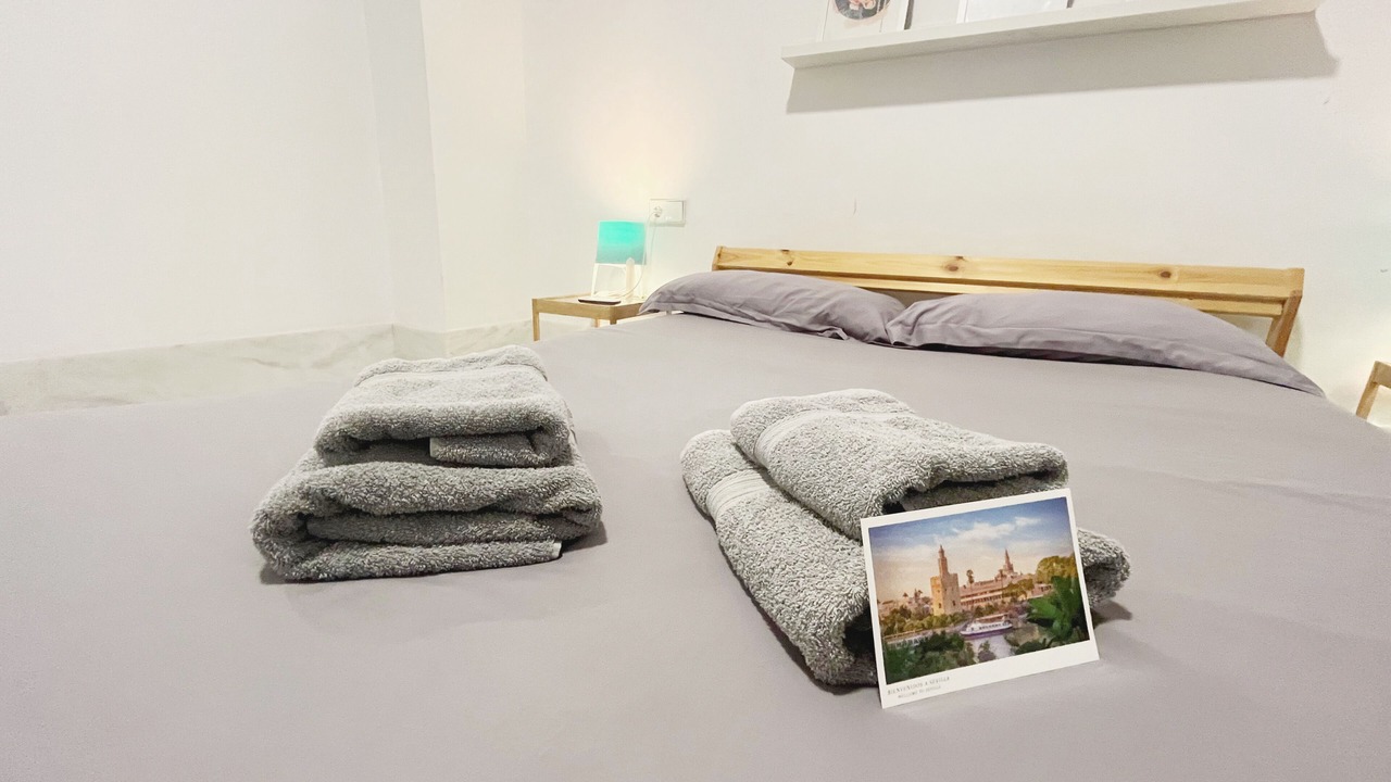 Photo of Bedroom in Fontanal-Maria Auxiliadora-Carretera de Carmona
