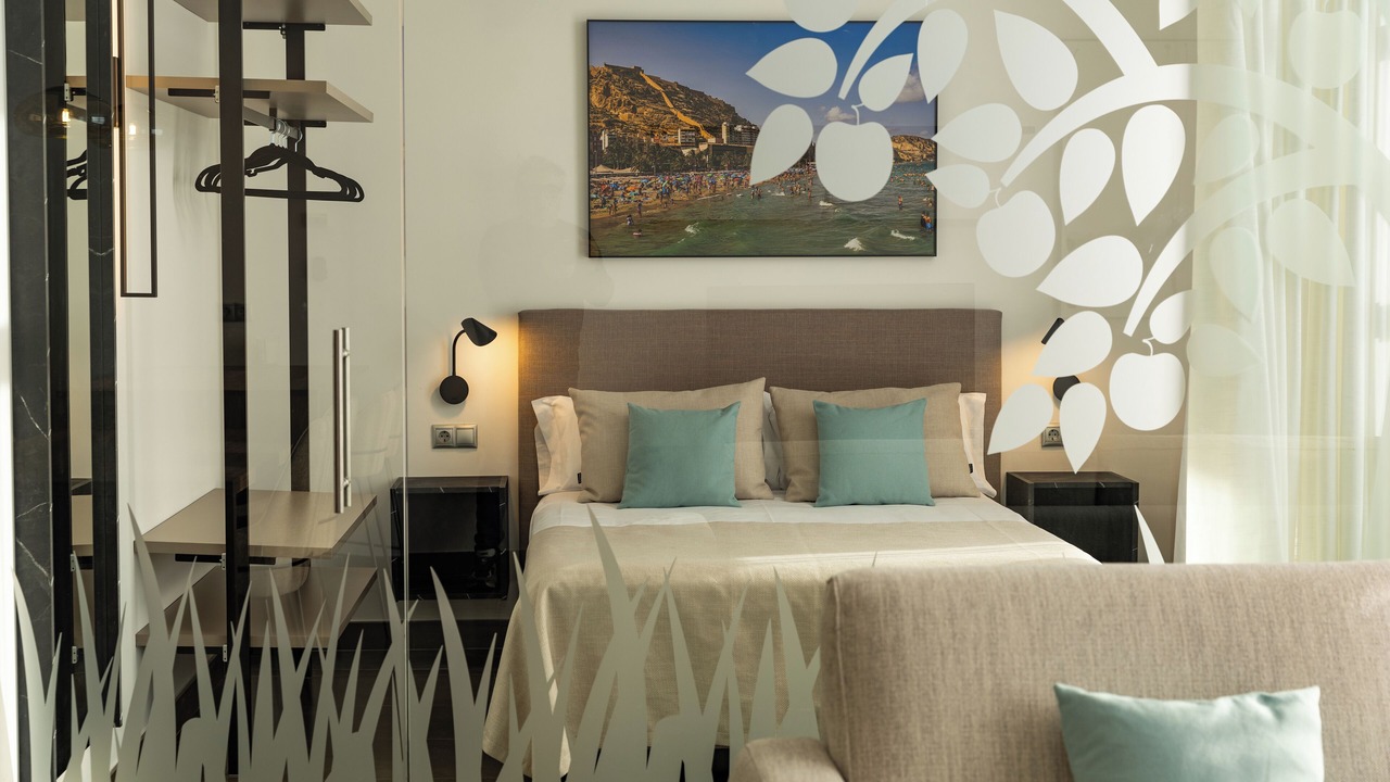 Photo of Bedroom in Altozano-Conde Lumiares