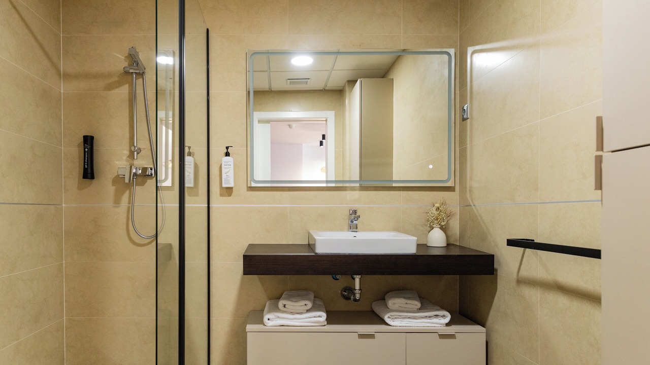 Photo of Bathroom in Altozano-Conde Lumiares