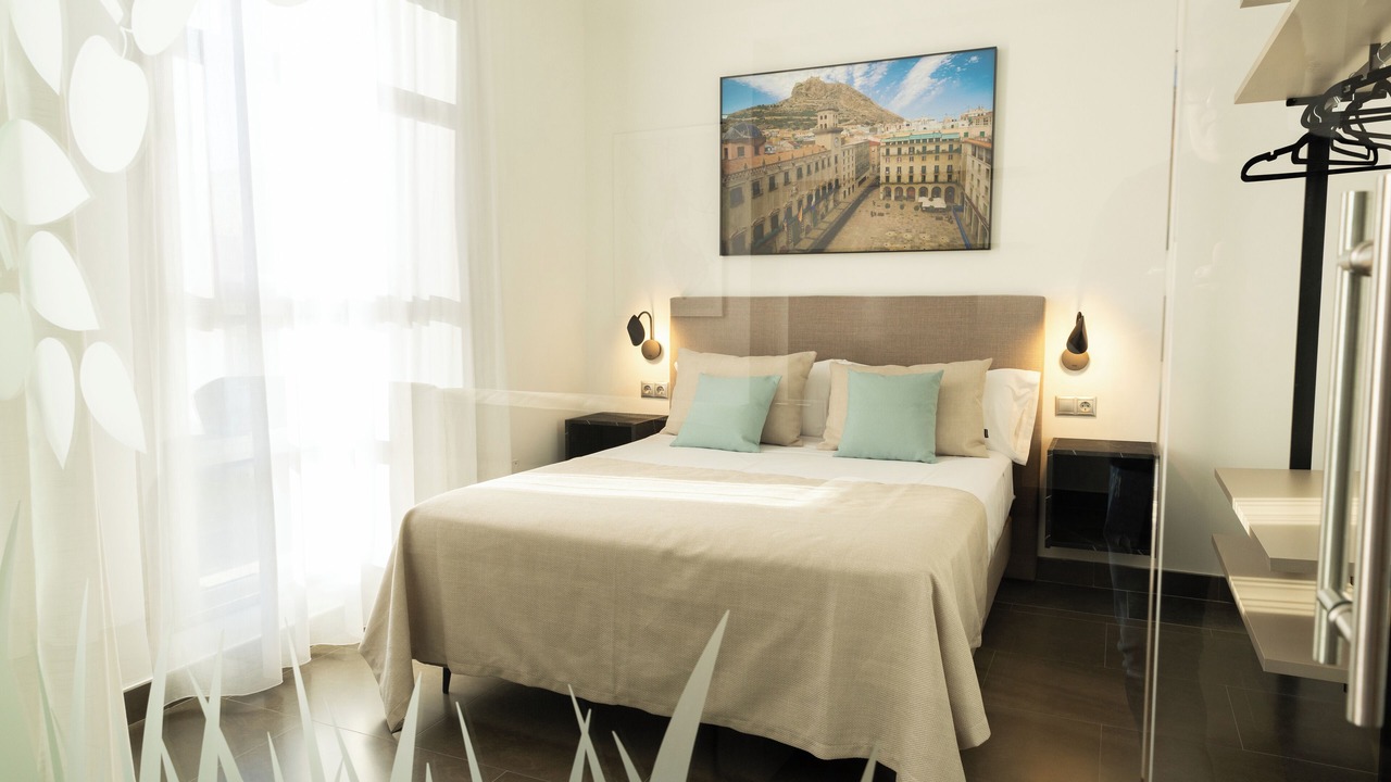 Photo of Bedroom in Altozano-Conde Lumiares