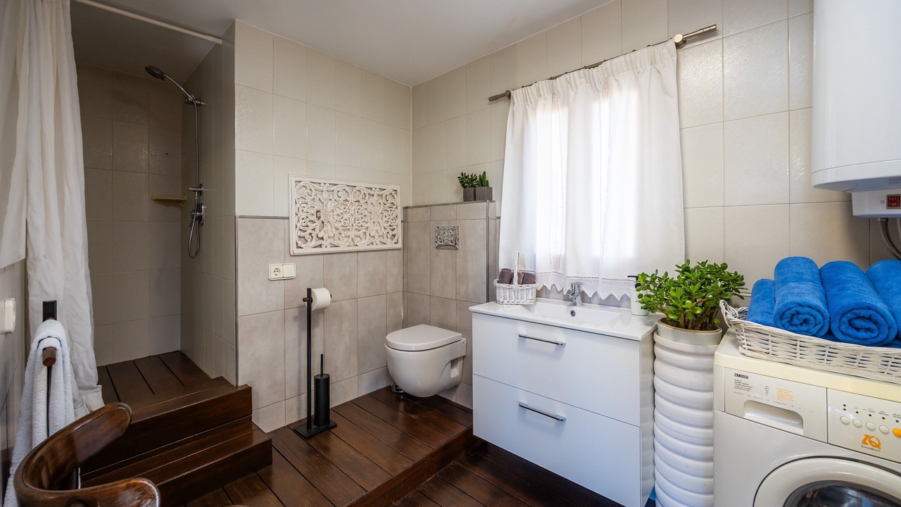 Photo of Bathroom in Inca
