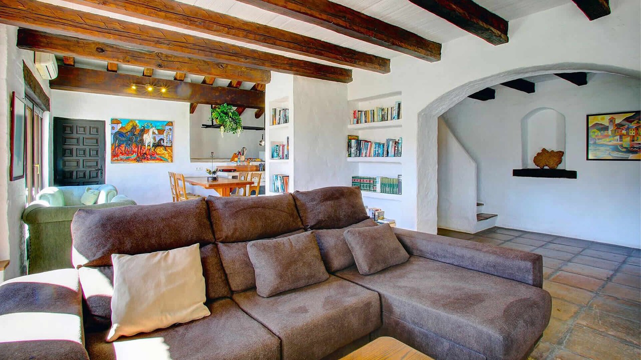 Photo of Livingroom in Casares