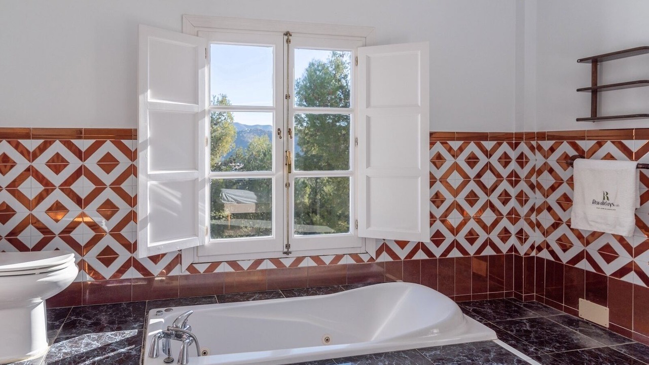 Photo of Bathroom in Benagalbon