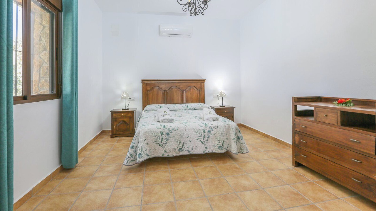 Photo of Bedroom in La Puebla de los Infantes