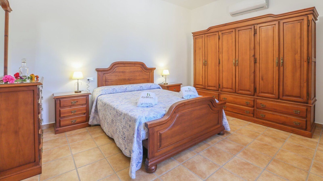 Photo of Bedroom in La Puebla de los Infantes