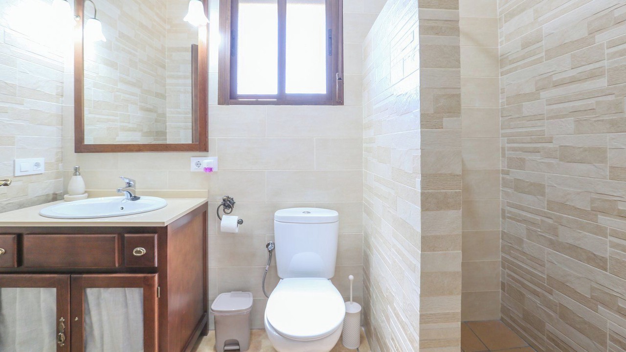 Photo of Bathroom in La Puebla de los Infantes