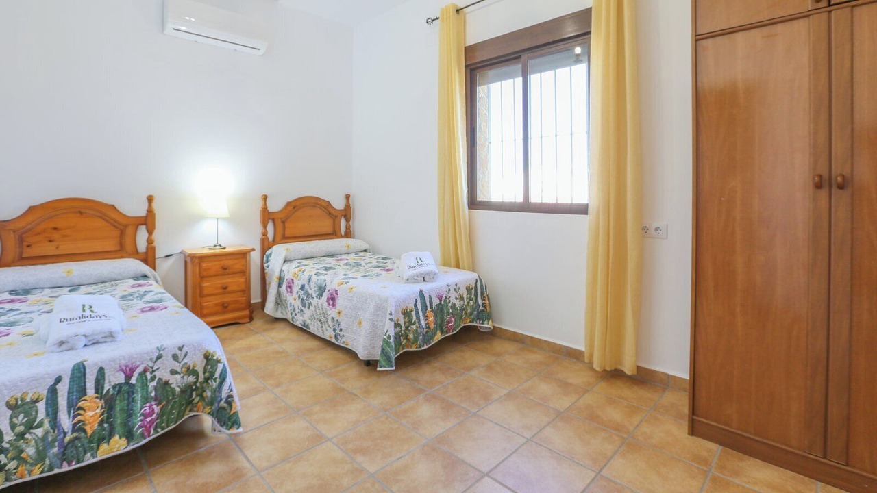 Photo of Bedroom in La Puebla de los Infantes