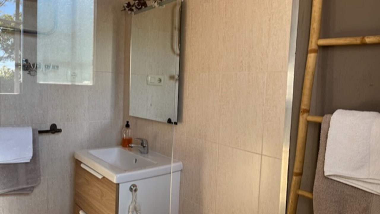 Photo of Bathroom in Arenas