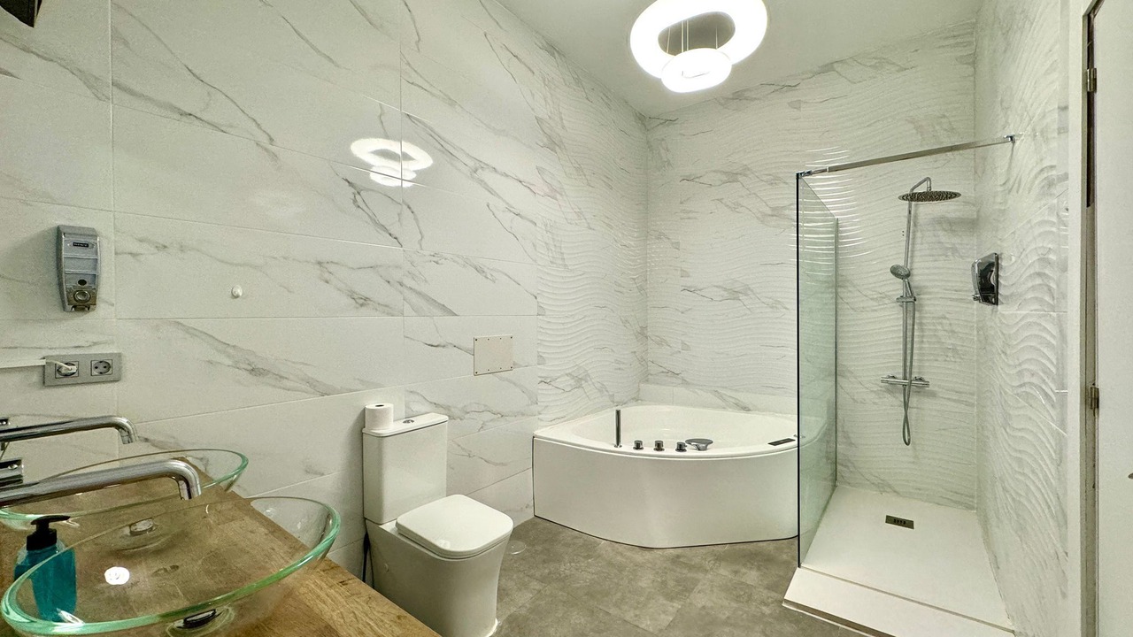 Photo of Bathroom in Raval Roig