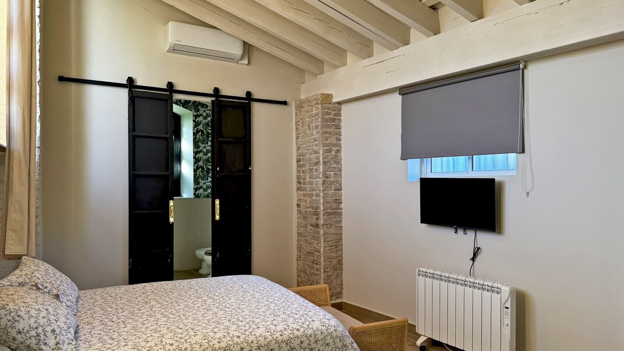 Photo of Bedroom in Jerez de la Frontera Old Town