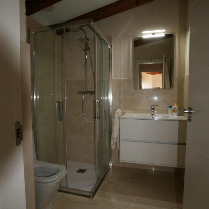Photo of Bathroom in Candeleda