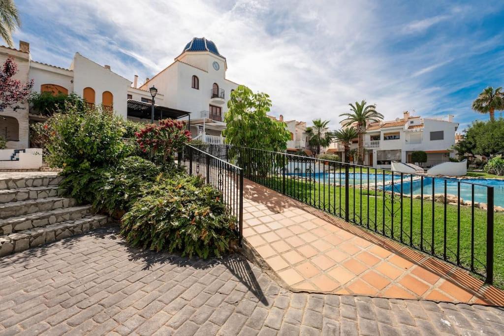 Photo of Others in Los Arenales del Sol