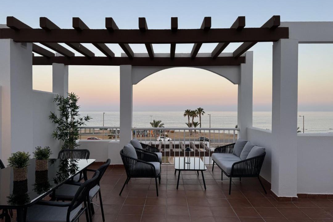 Photo of Patio Balcony in Vista de los Angeles-Rumina